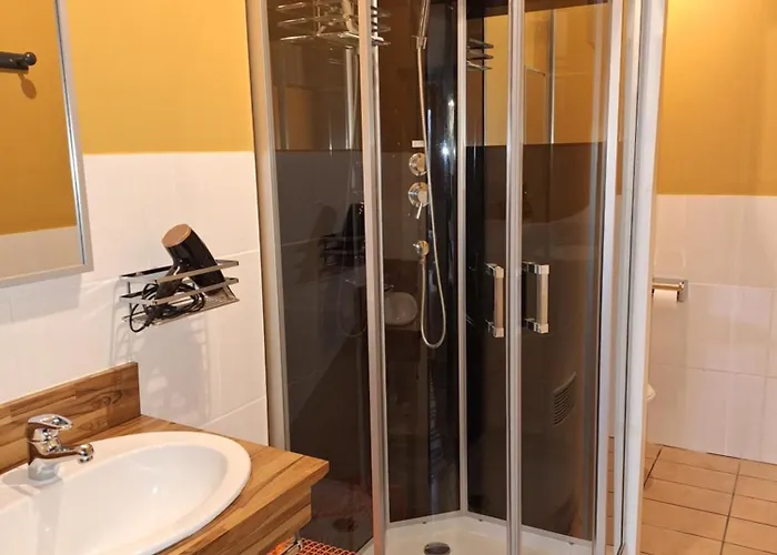 Studette Du Logis Du Parc Πανσιόν